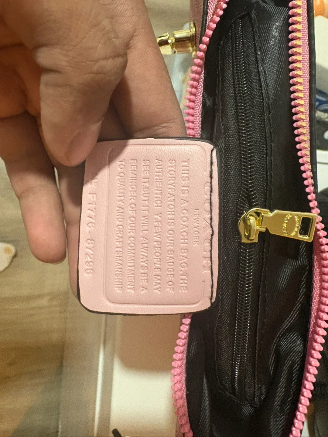 Coach Pink Signature Accessory Gift Set - photo 5