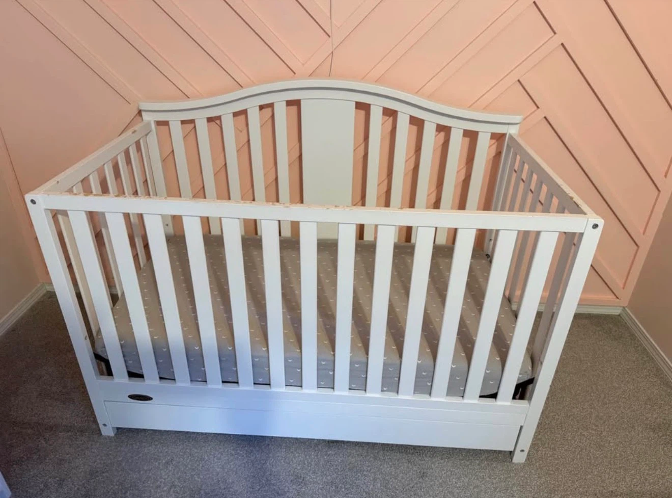convertible crib, mattress, protector