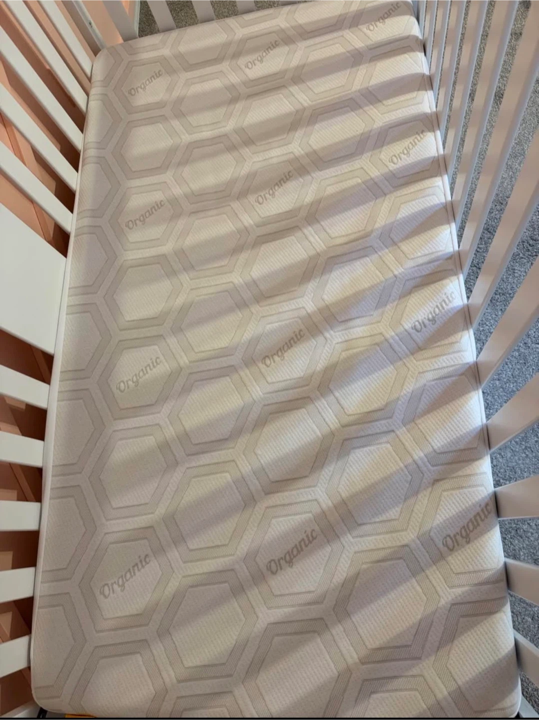 convertible crib, mattress, protector - photo 4