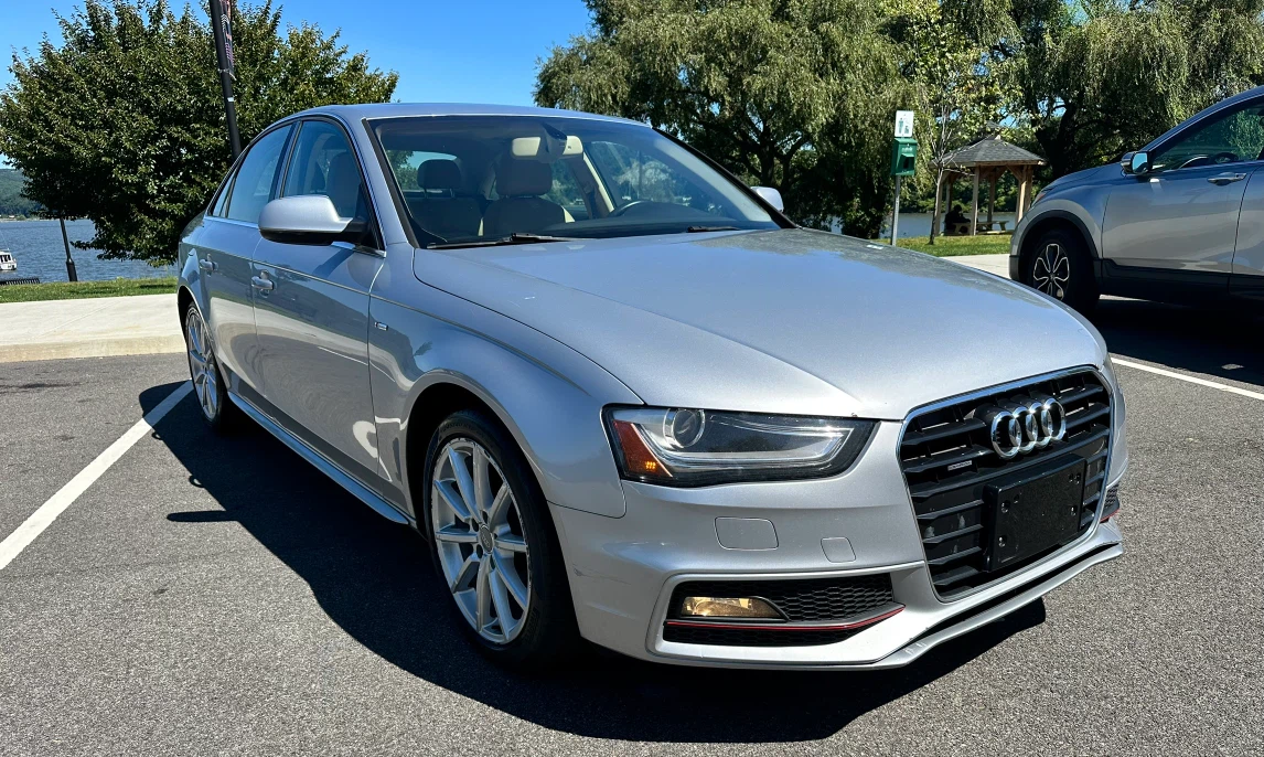 2015 Audi A4 Quattro S-Line - photo 2