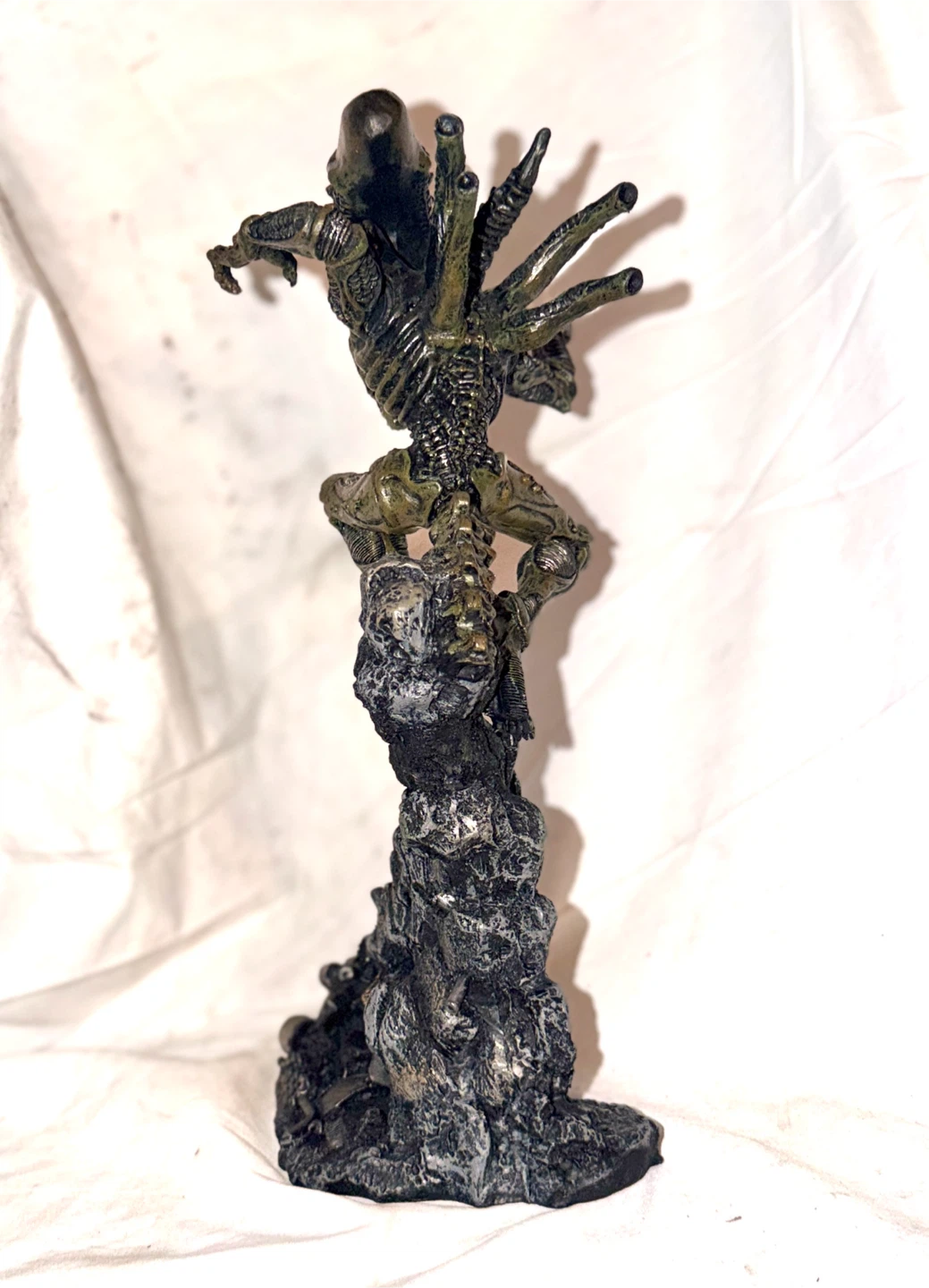 Palisades Alien Xenomorph AVP Statue 14 inch - photo 4