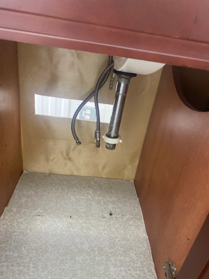 Bathroom Vanity with Sink and Faucet - photo 5