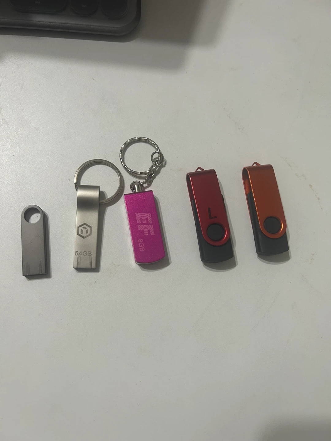 Assorted USB Flash Drives  8GB, 16GB, 64GB, and 128GB. - photo 2