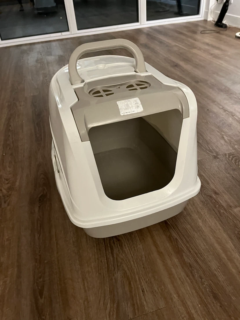 Free Cat Litter Box