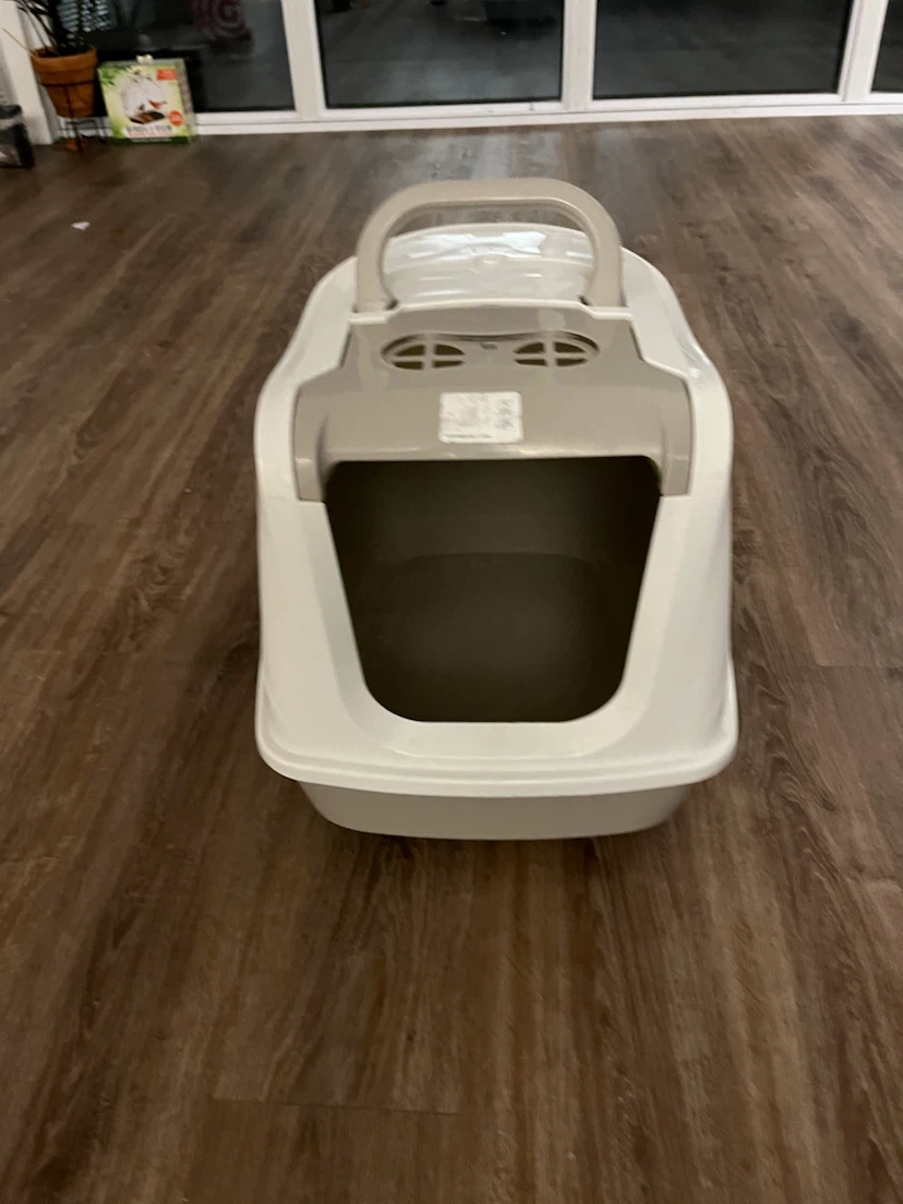 Free Cat Litter Box - photo 2