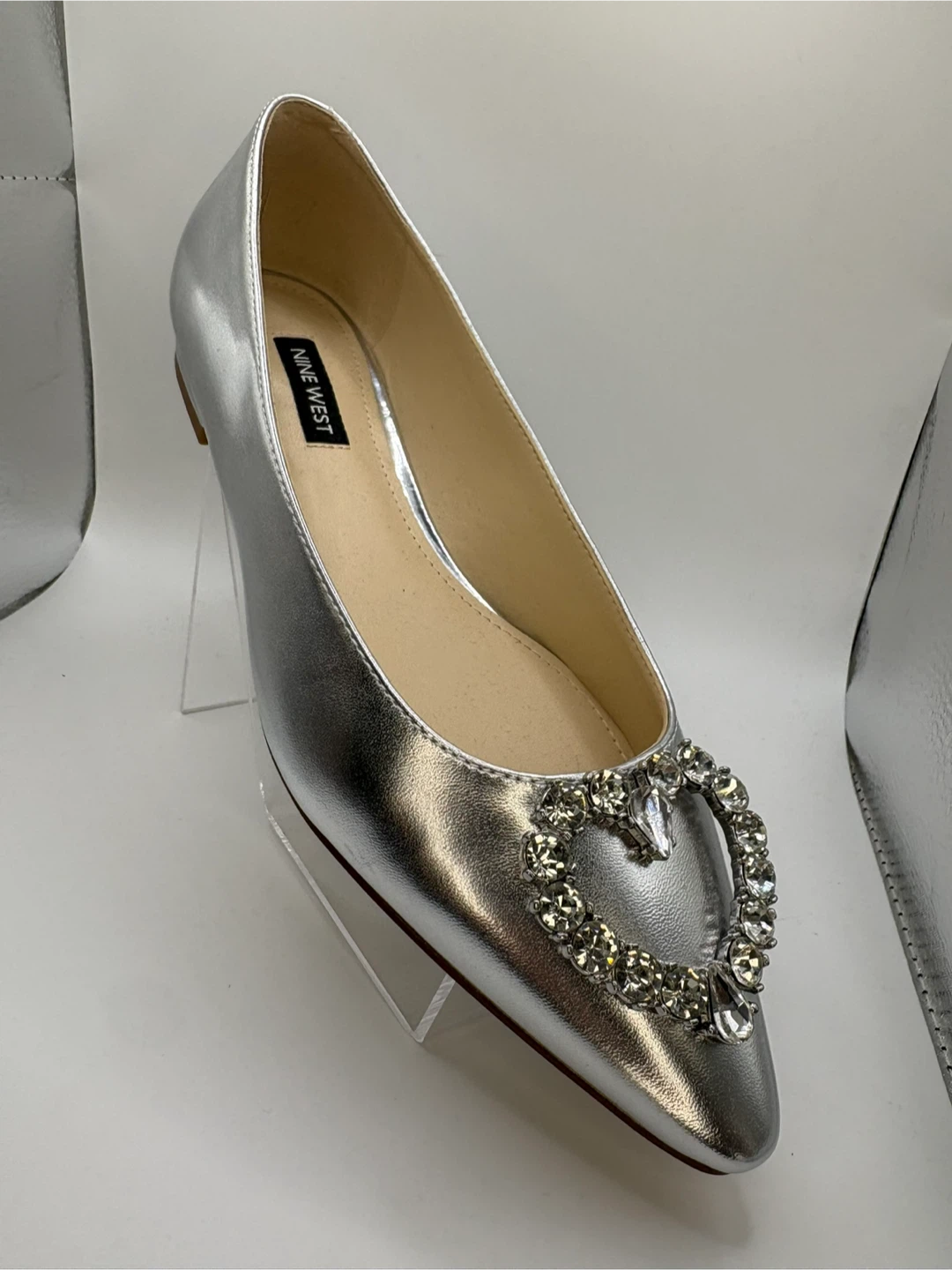Size 7 - NEW! Nine West Silver Nine West Womens HEARTS3 Pump - photo 4