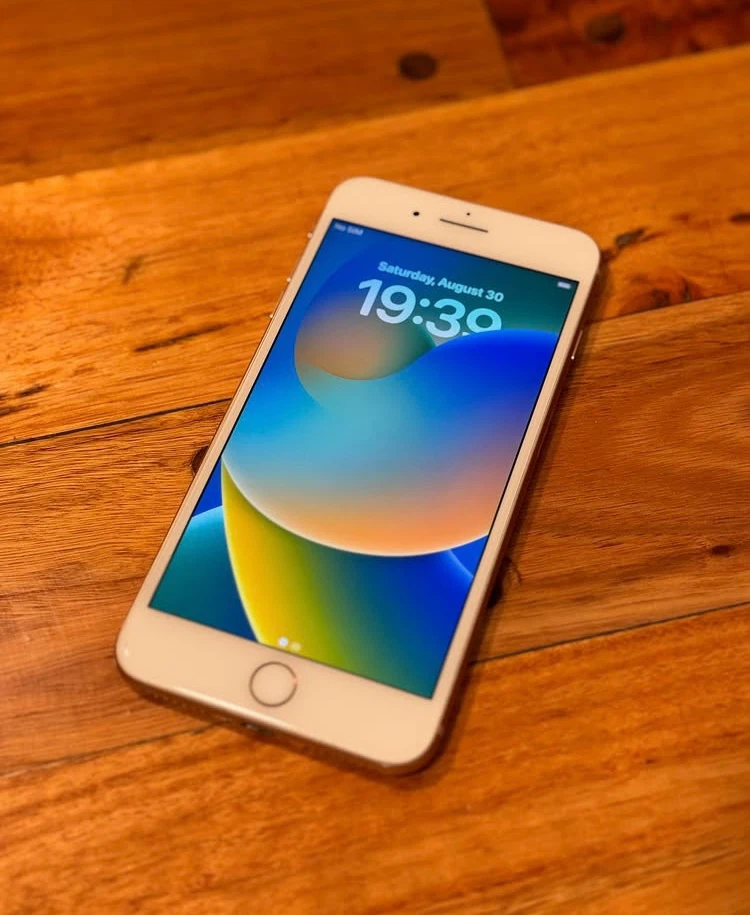 Apple iPhone 8 Plus 256GB Gold - photo 3