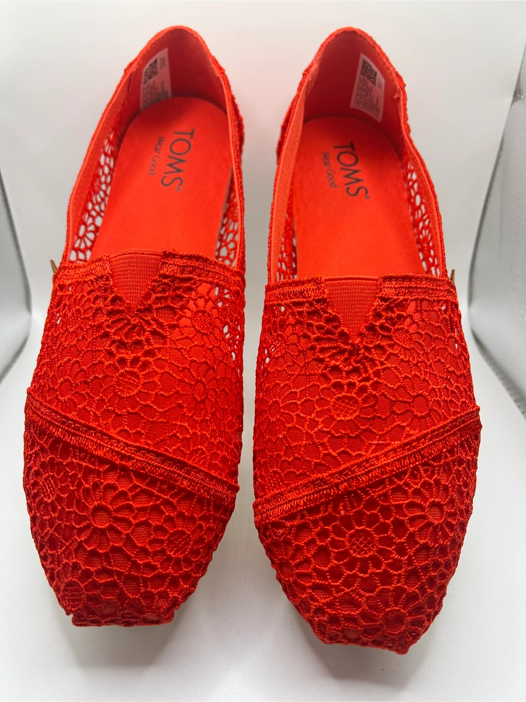 7.5 - NEW in box! TOMS Red Lace Alpargata Classic
