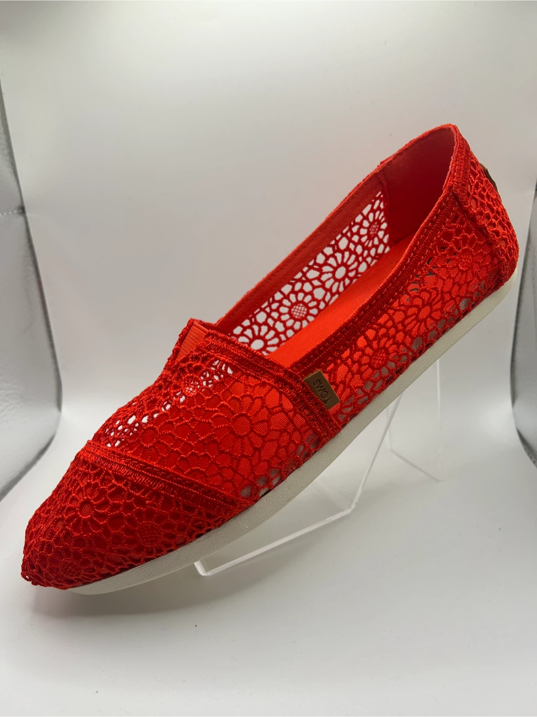 7.5 - NEW in box! TOMS Red Lace Alpargata Classic - photo 3