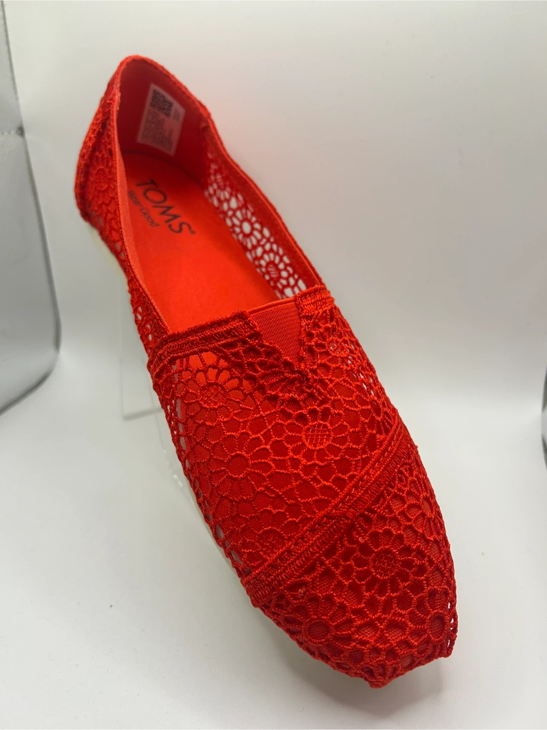 7.5 - NEW in box! TOMS Red Lace Alpargata Classic - photo 4