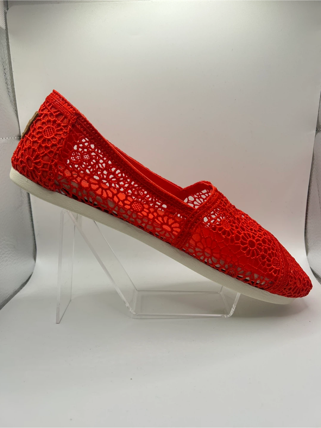 7.5 - NEW in box! TOMS Red Lace Alpargata Classic - photo 5