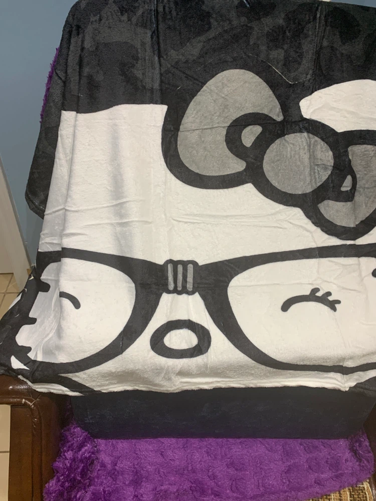 Hello Kitty Fleece Throw Blanket