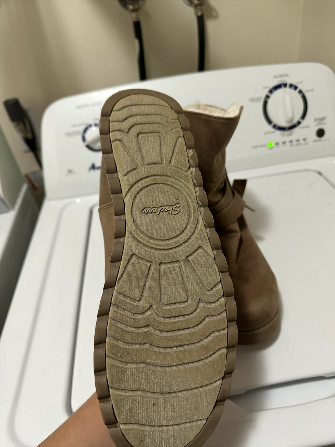 Skechers Faux Fur Lined Boots - Size 10 - photo 2