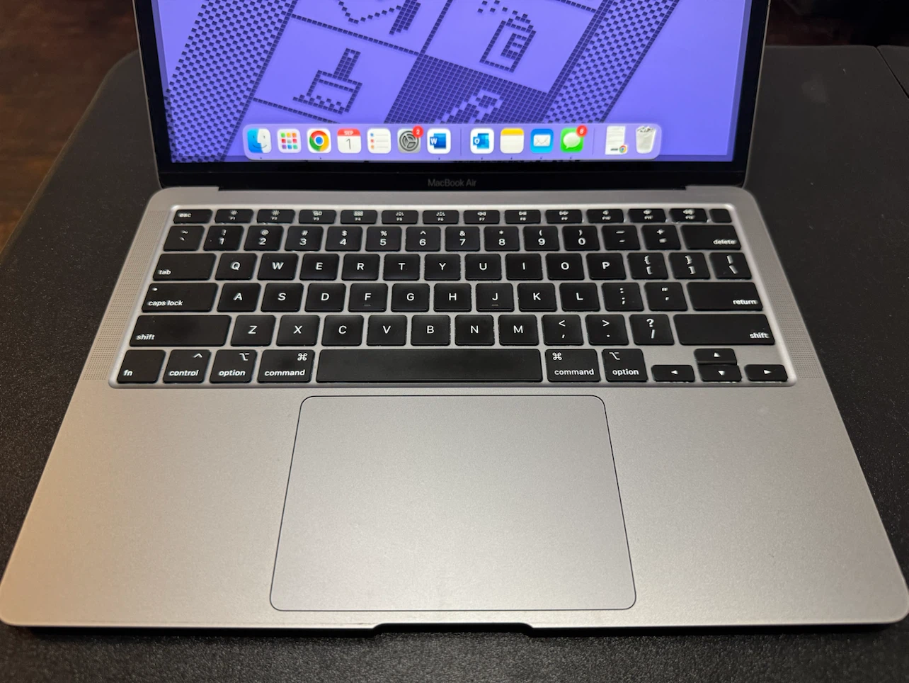 MacBook Air 2020 13-inch -Space Gray – Great Condition! - photo 5