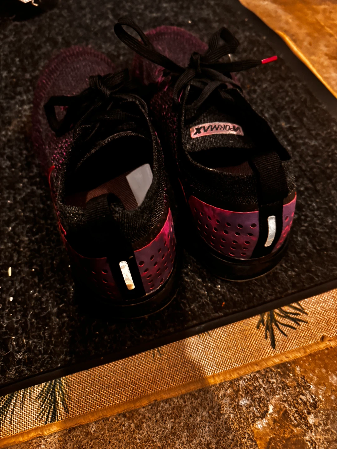 Nike Vapormax Flyknit Running Shoes - photo 2