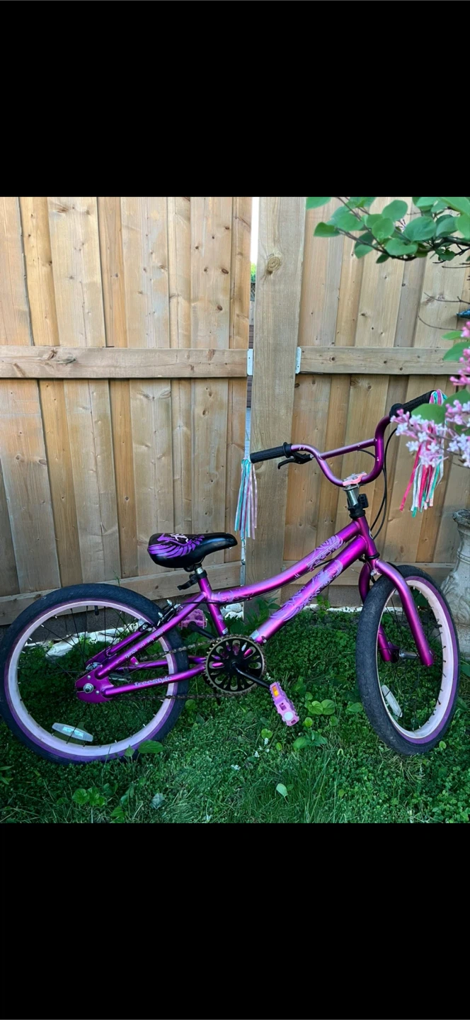 Supercycle Dreamweaver purple pink bicycle w colourful streamers - photo 2