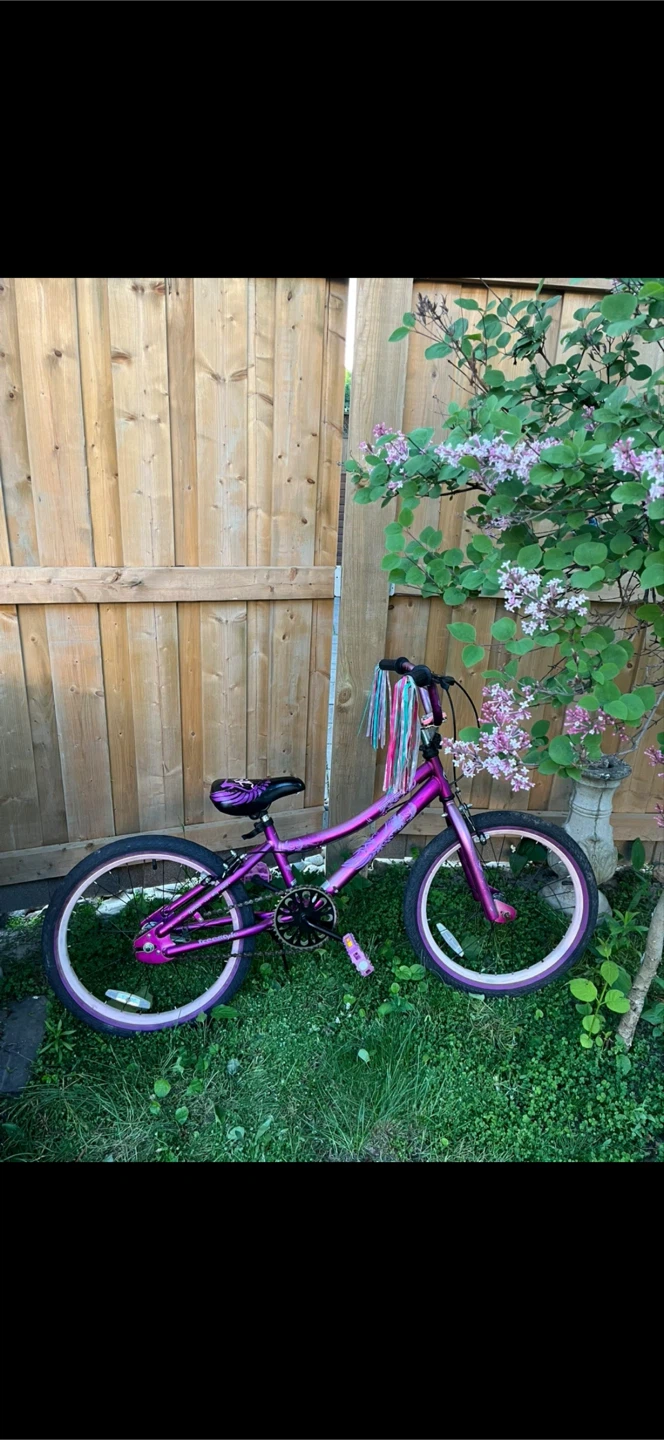 Supercycle Dreamweaver purple pink bicycle w colourful streamers - photo 3