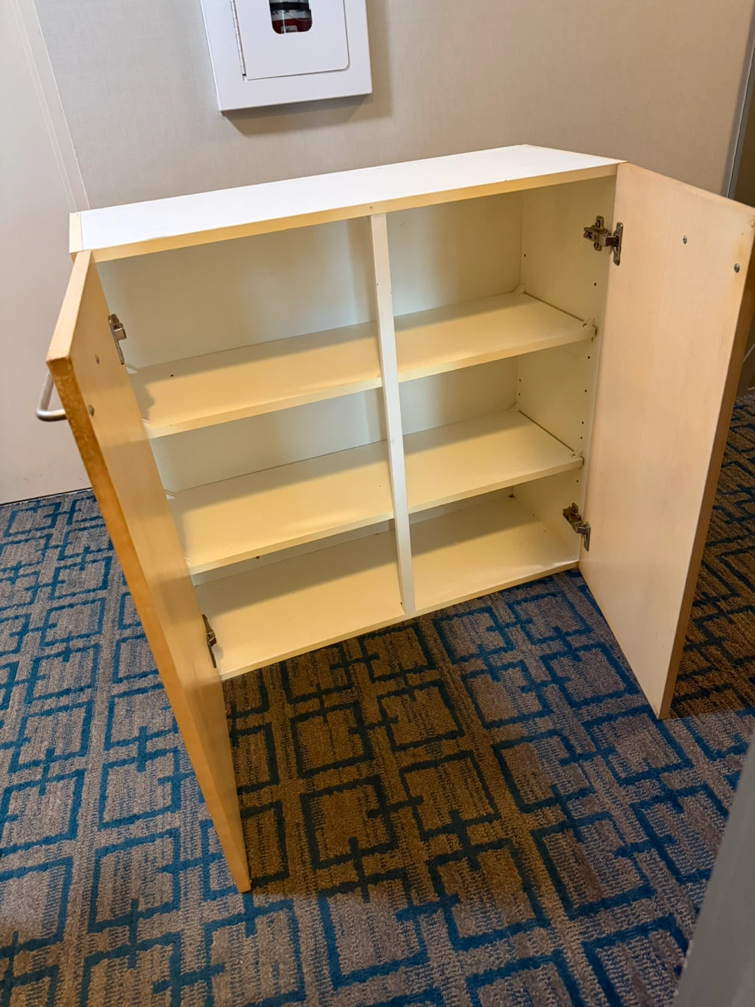 Wooden 2-Door Cabinet / Storage Sideboard - photo 2