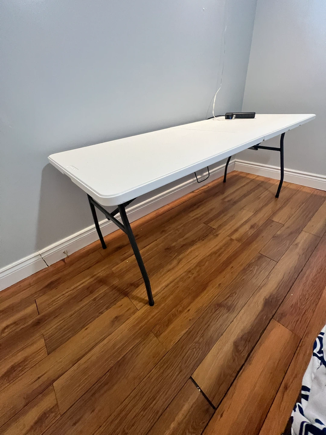 6ft White Folding Utility Table - photo 4