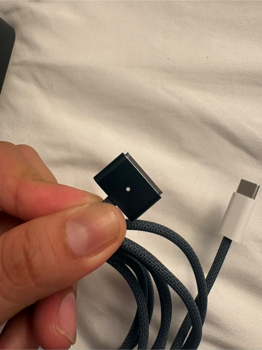 Apple MagSafe 3 to USB-C Charging Cable - photo 2