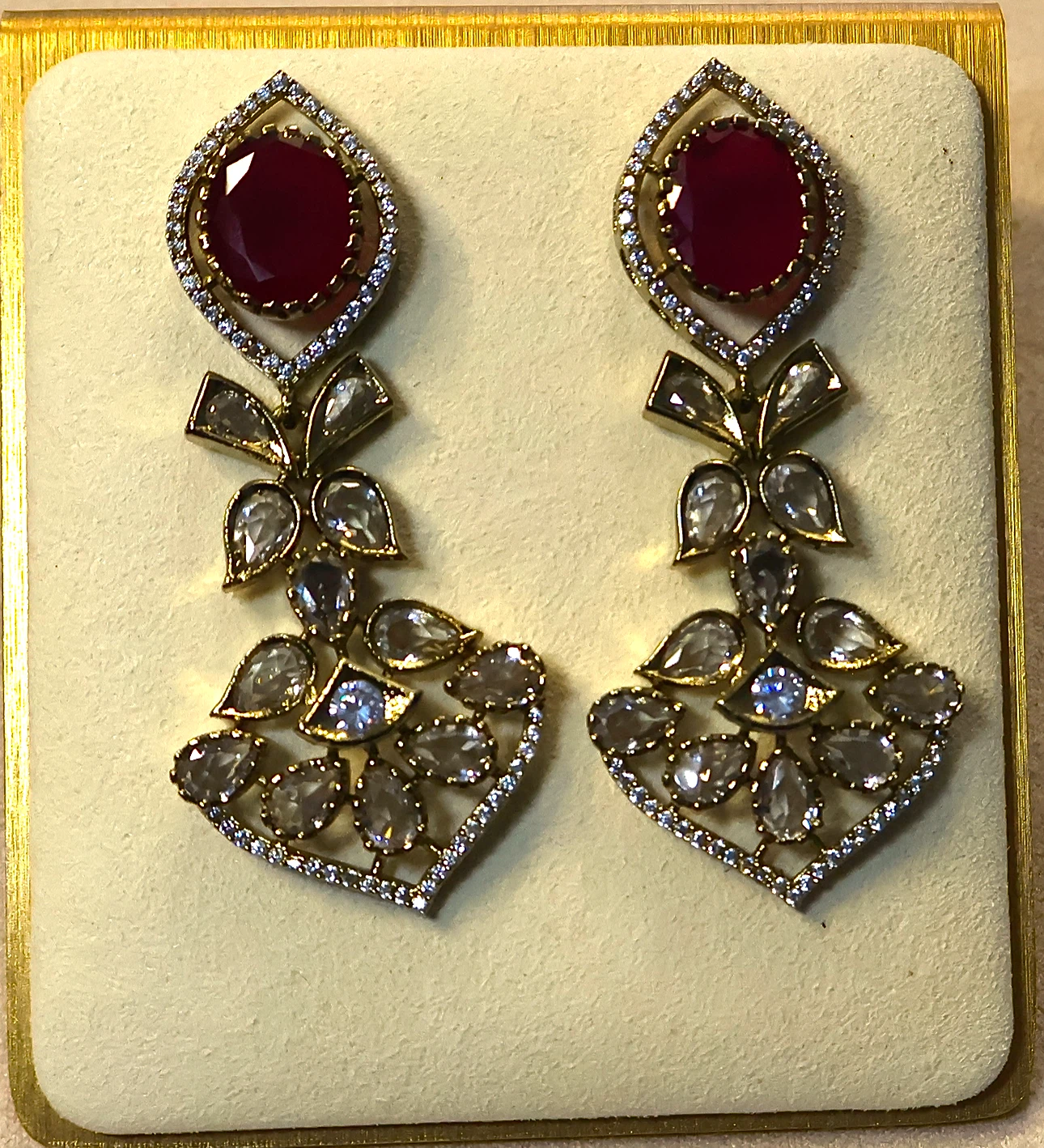 SEMI BRIDAL SET- BRAND NEW!!! - photo 4