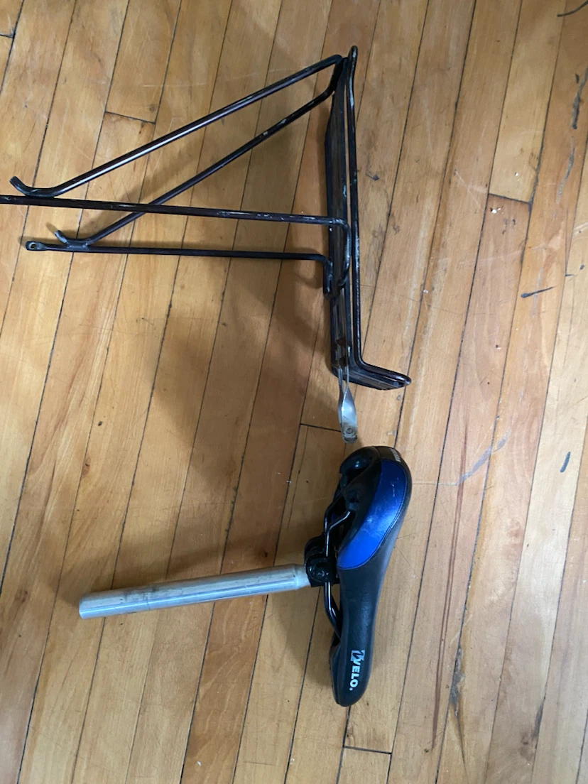 Velo Seat with Seatpost & Metal Rear Cargo Rack