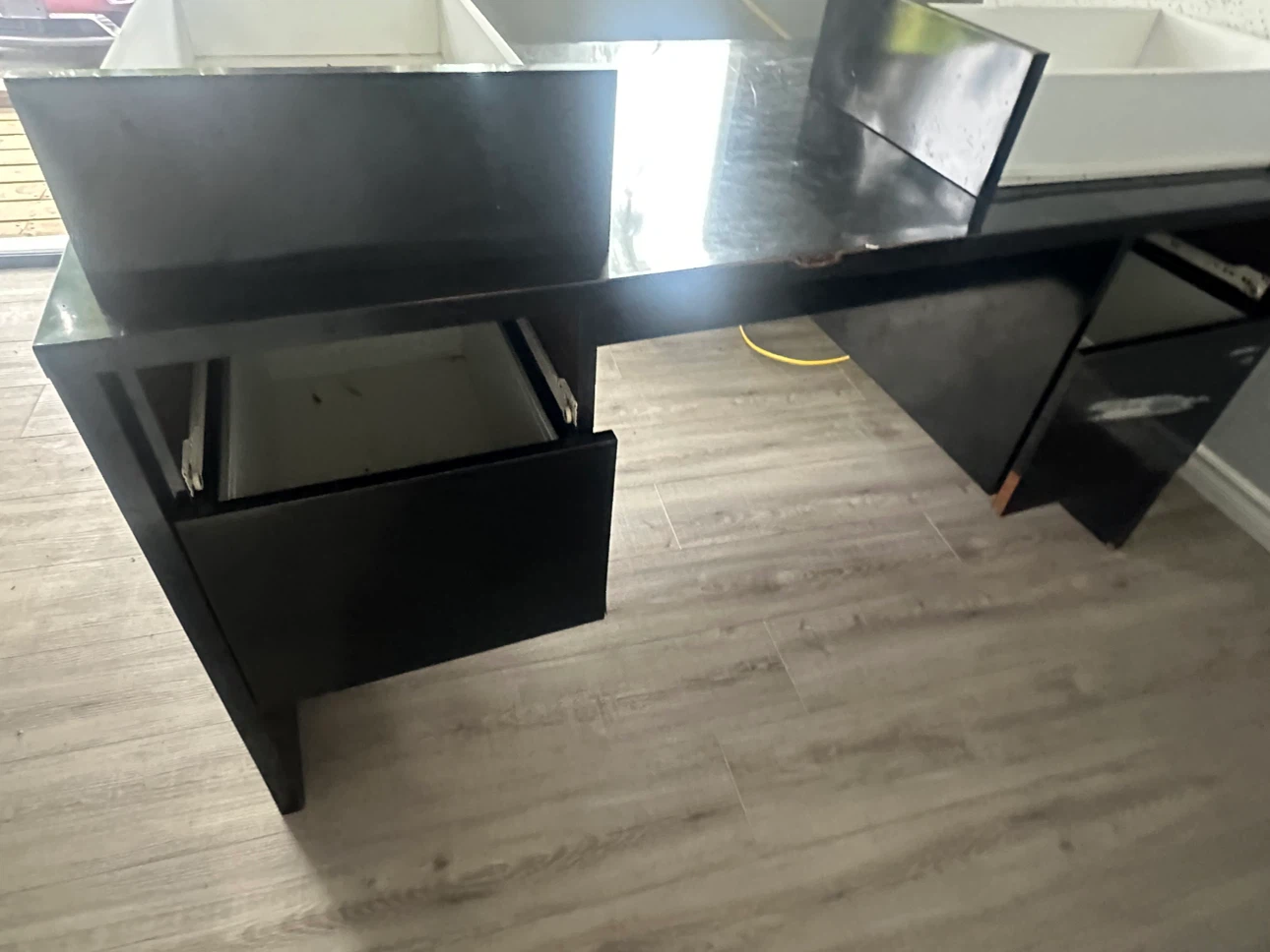 Black Desk with Drawers - photo 2