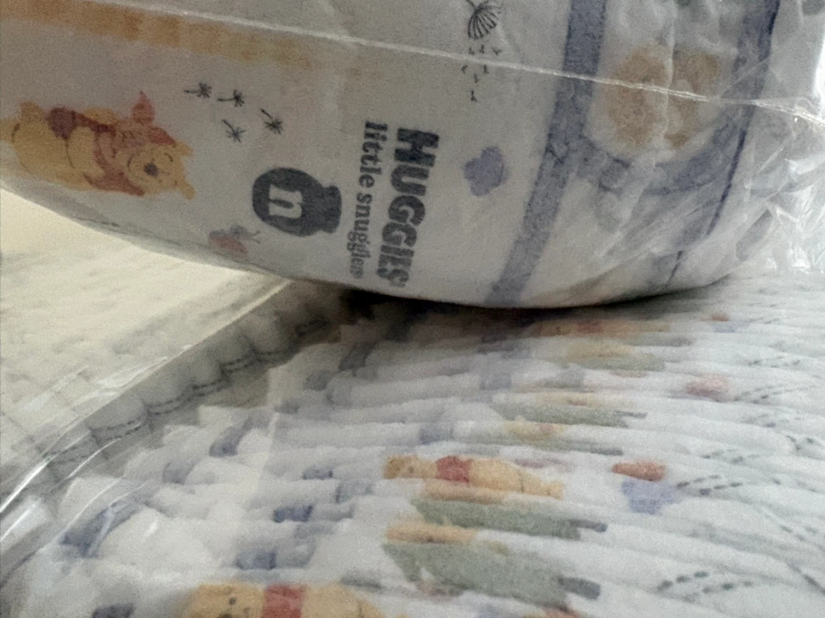Huggies Little Snugglers Newborn Diapers - photo 2
