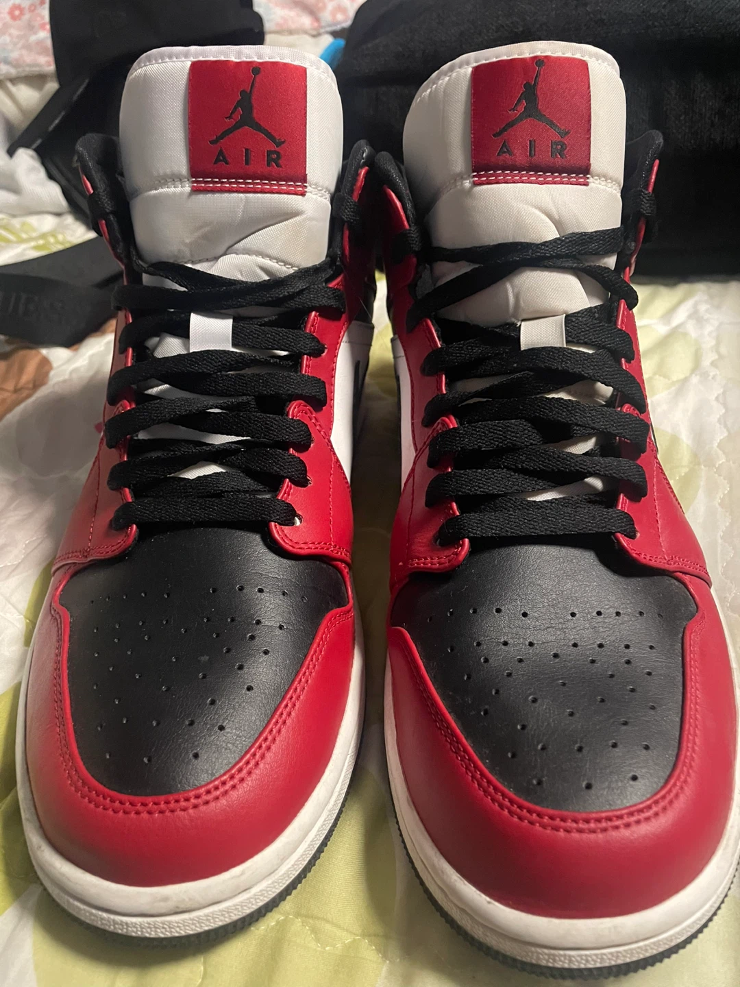 Air Jordan 1 Mid SE Men's Shoes Size 13