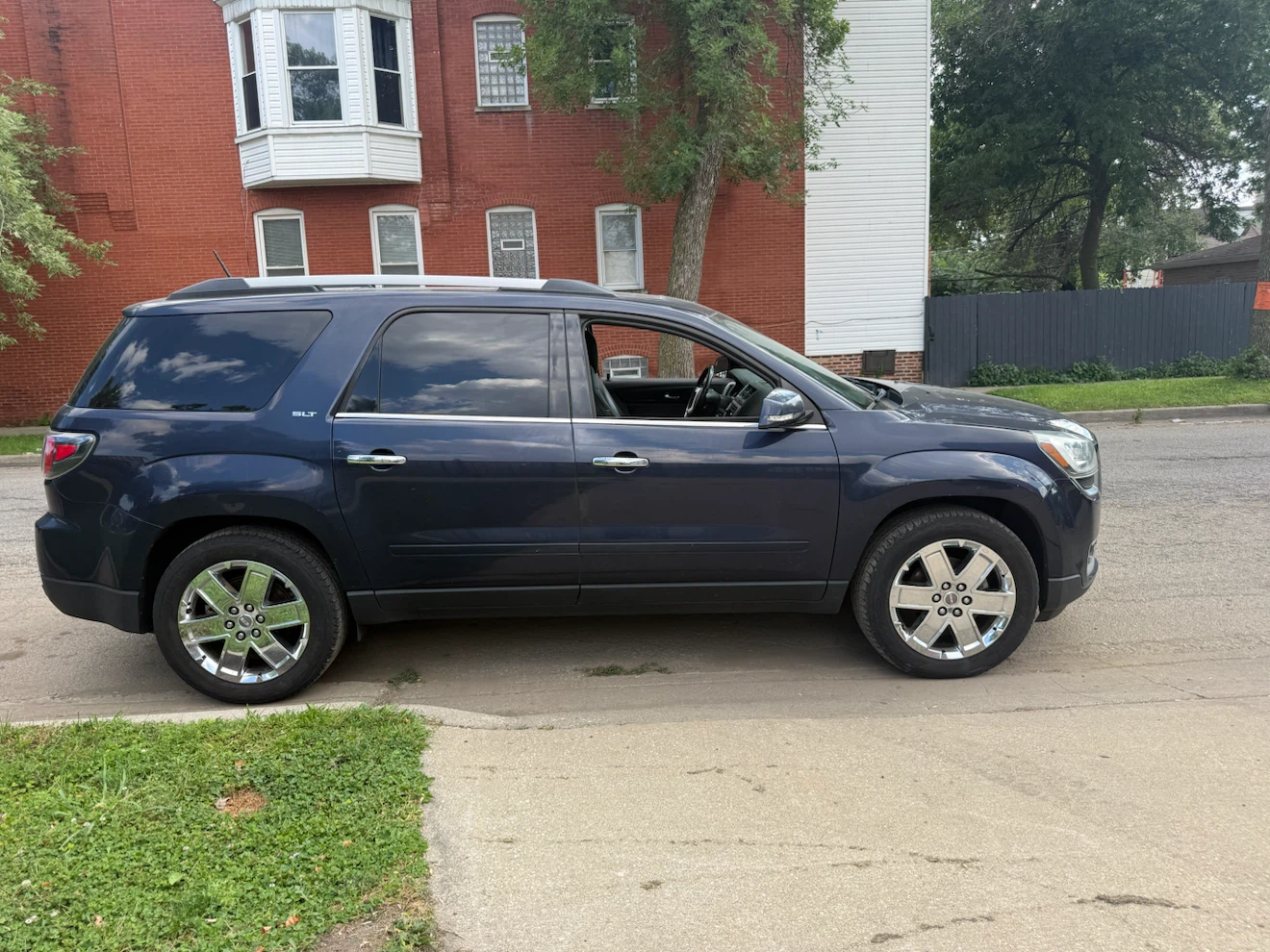 2017 GMC Acadia SLT SUV