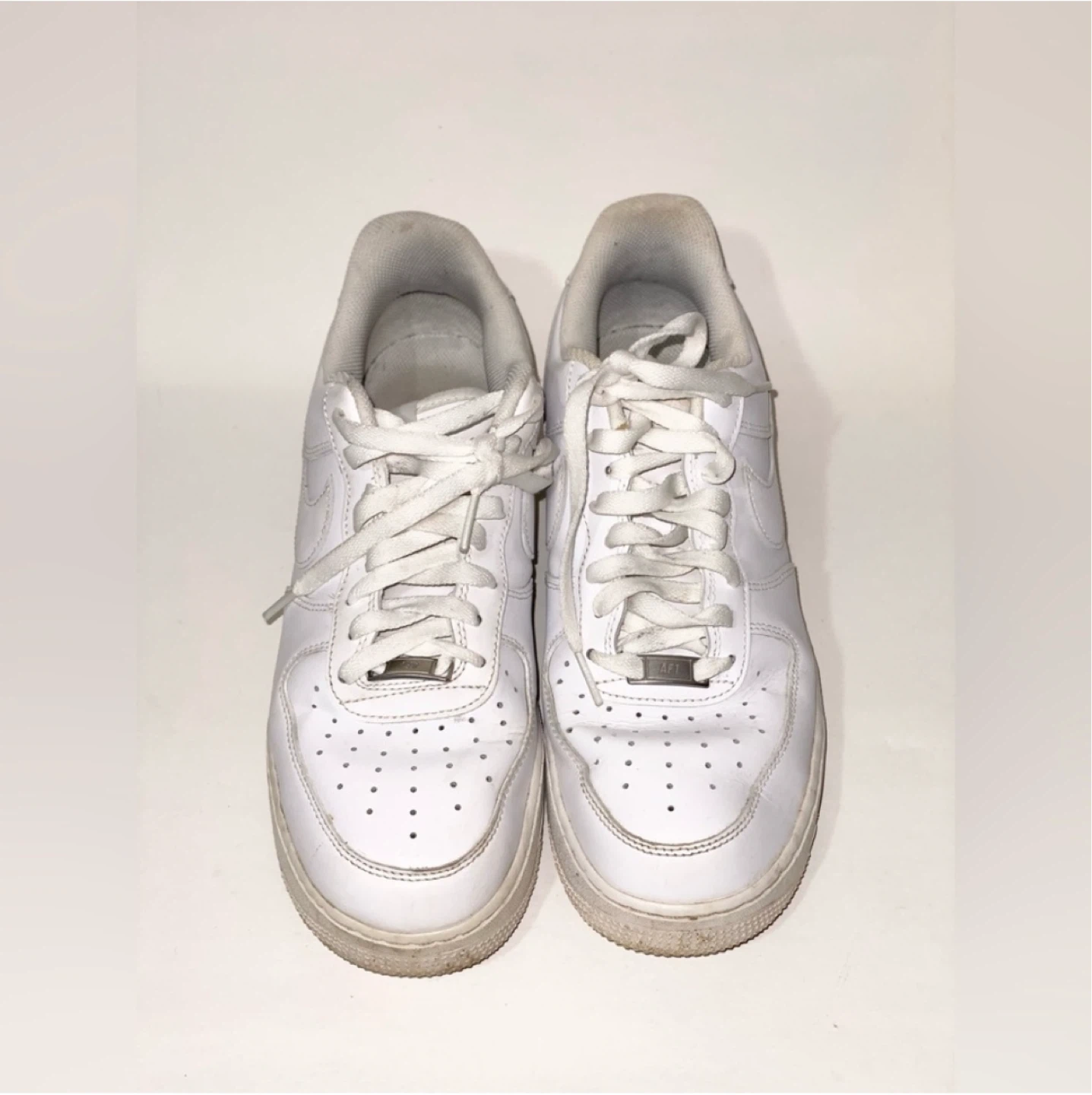 Nike Air Force 1 Low White Sneakers Used - photo 2