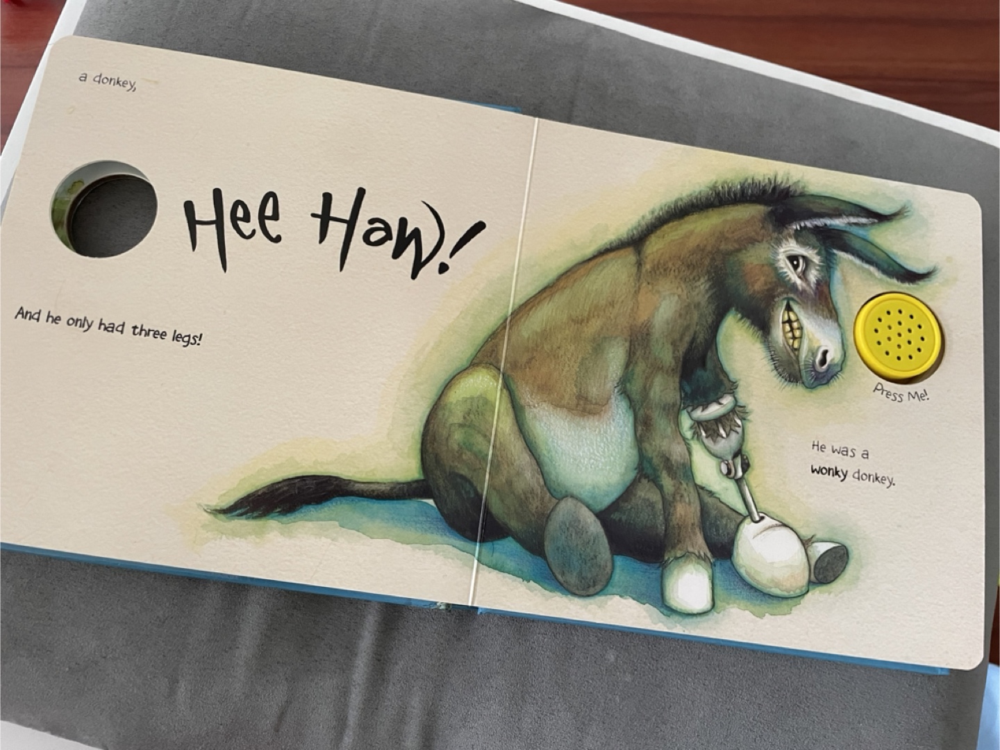 The Wonky Donkey Sound Book for kids - photo 4