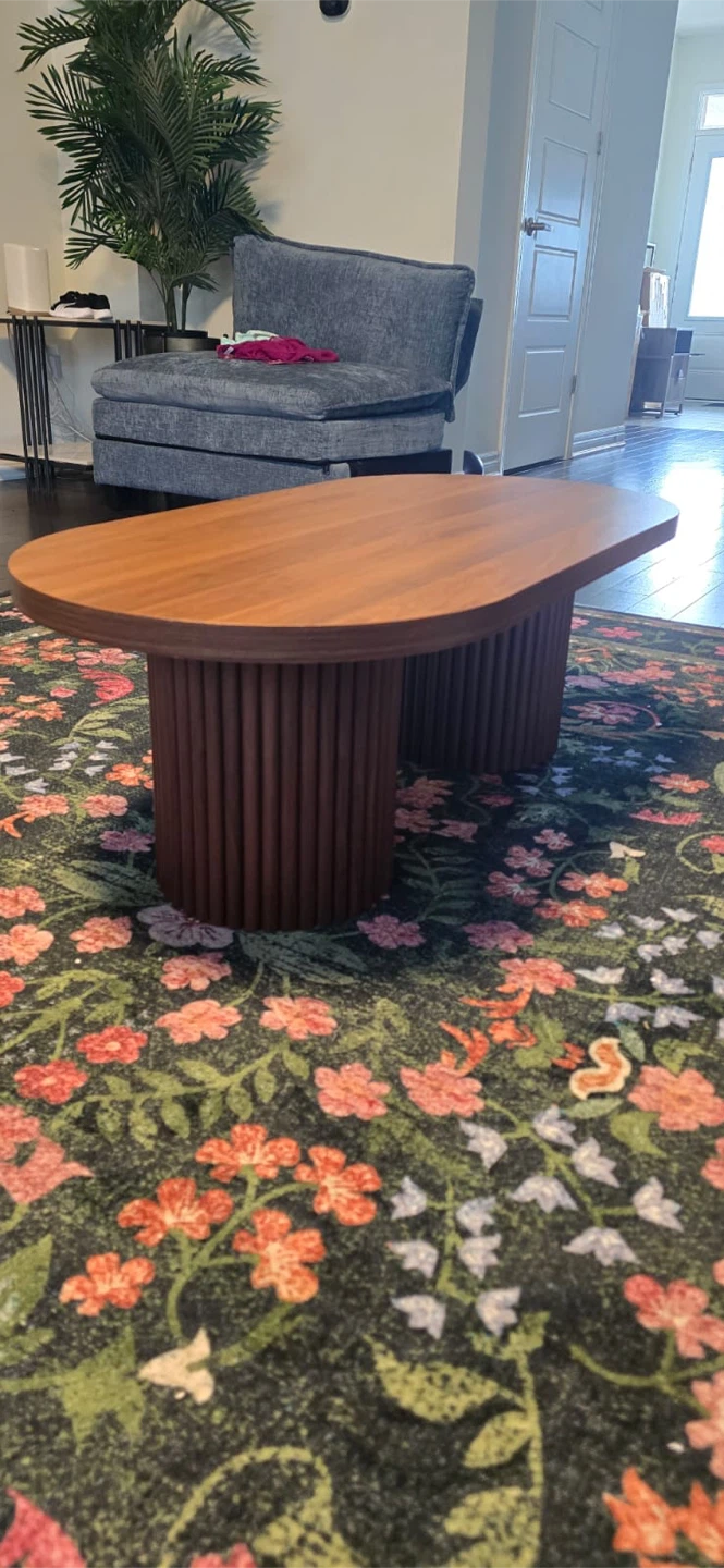Oval Coffee Table with Fluted Pedestal Legs - photo 4