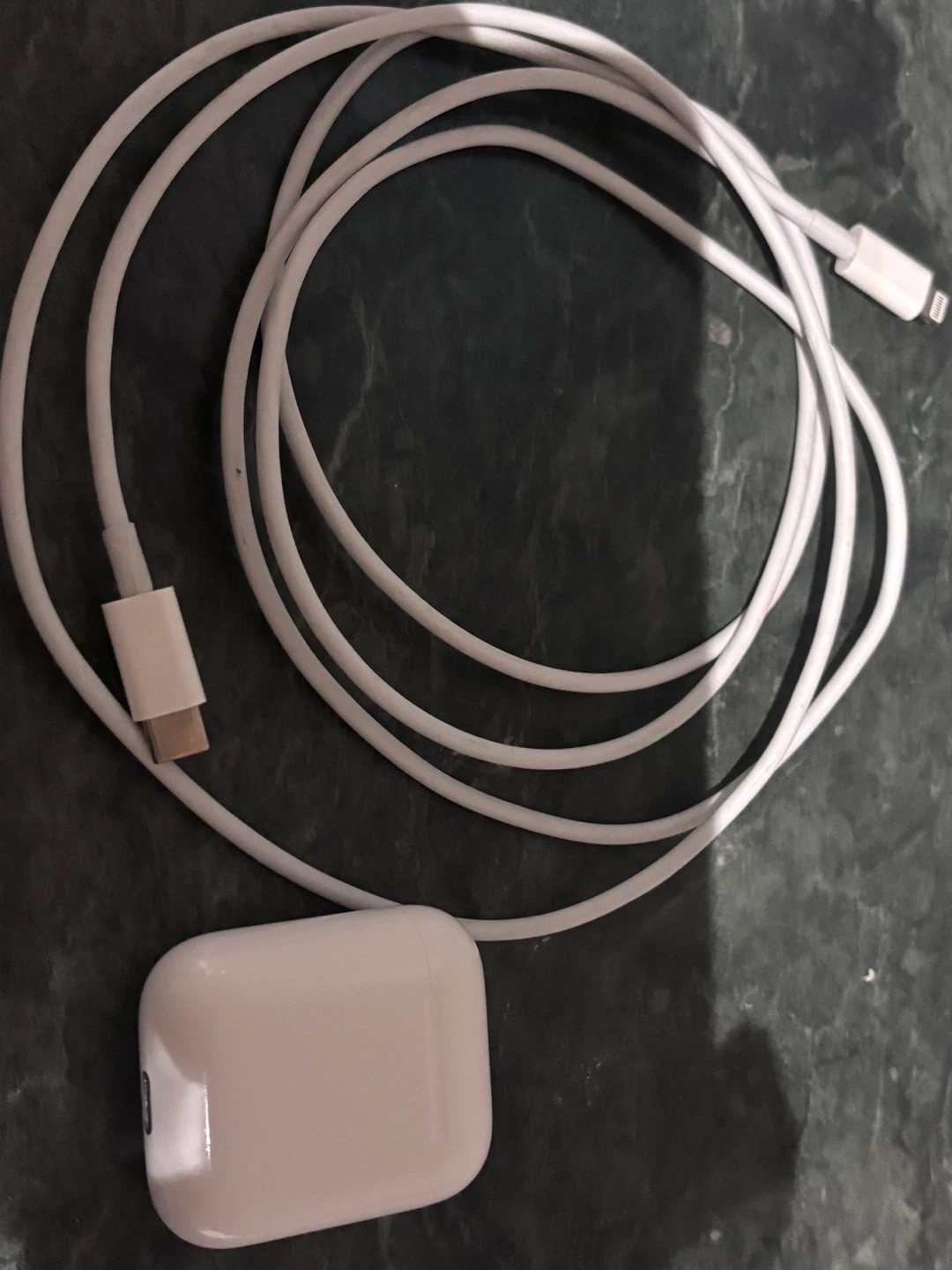 Apple AirPods (2nd generation) - photo 2