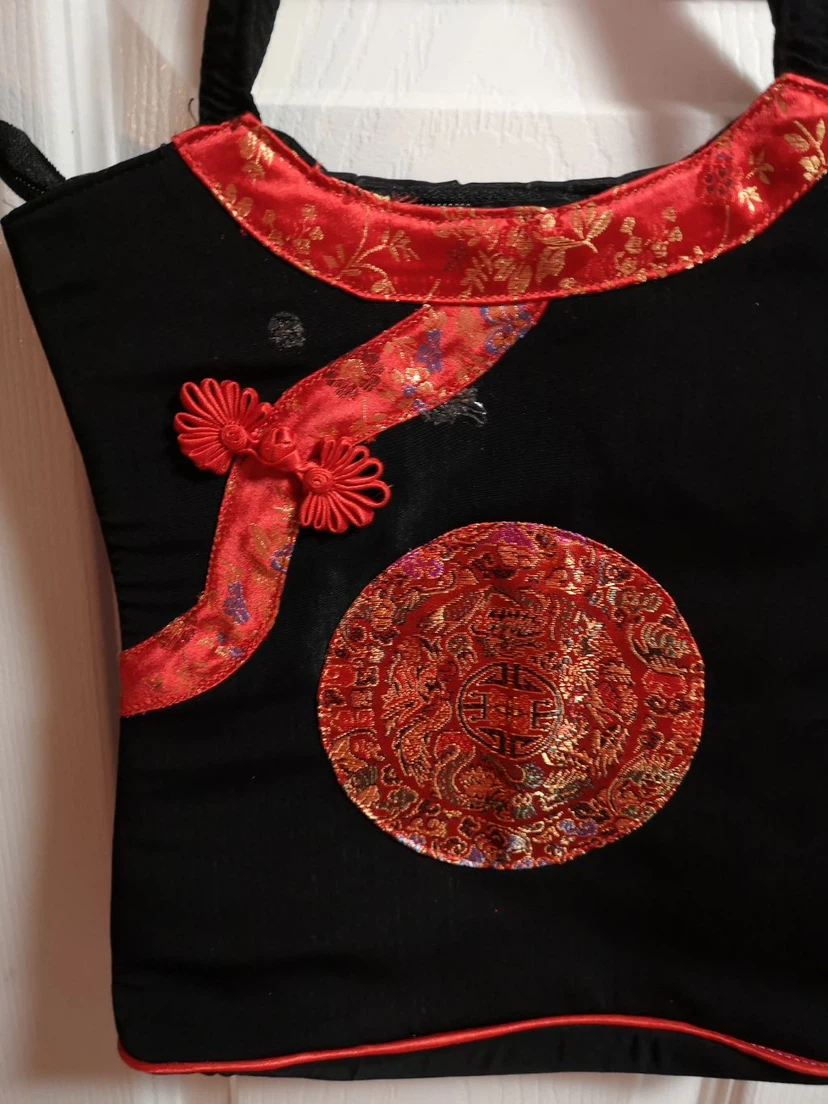 Black Asian-inspired Tote Bag with Red Trim - photo 2