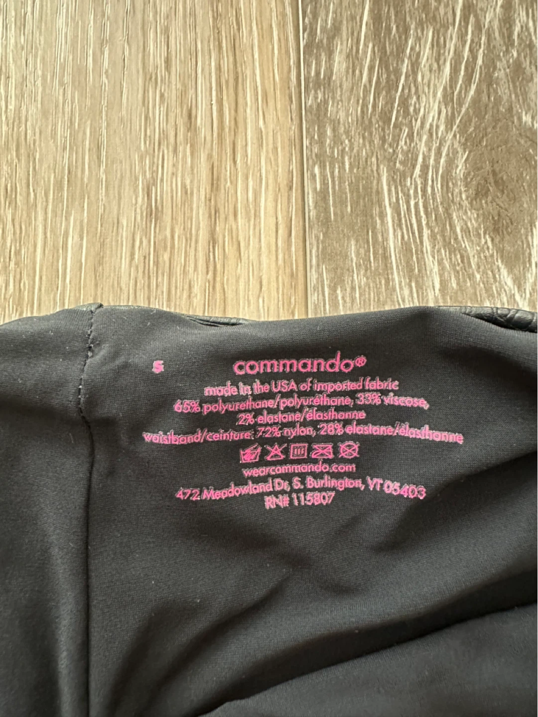 Commando faux leather croc bike shorts - photo 3