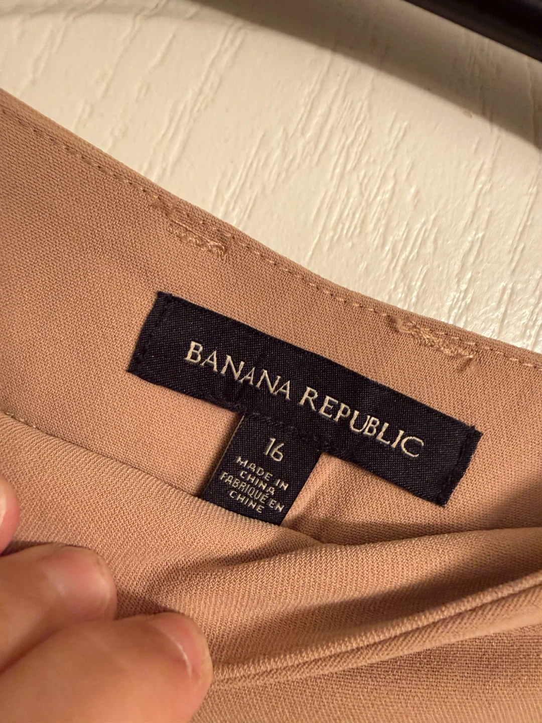 Banana Republic Tan Trousers - photo 2