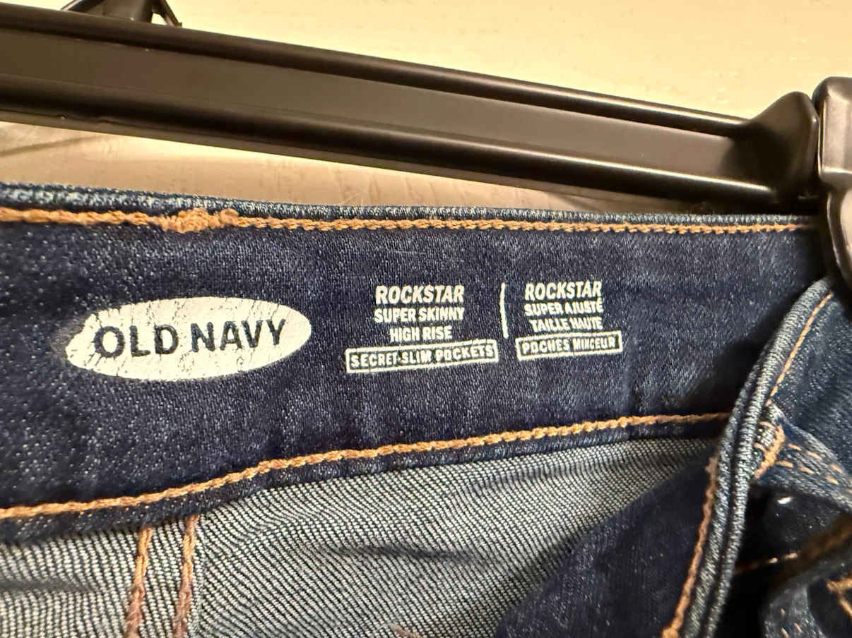 Old Navy Rockstar Super Skinny High Rise Jeans - photo 3