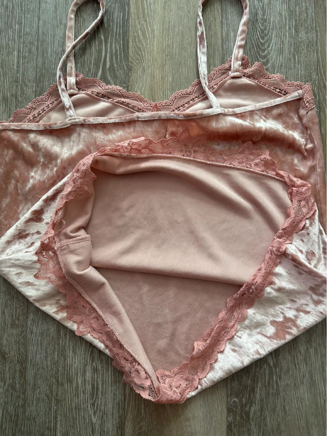 CUPIO Pink Velvet Lace Trim Camisole - photo 3