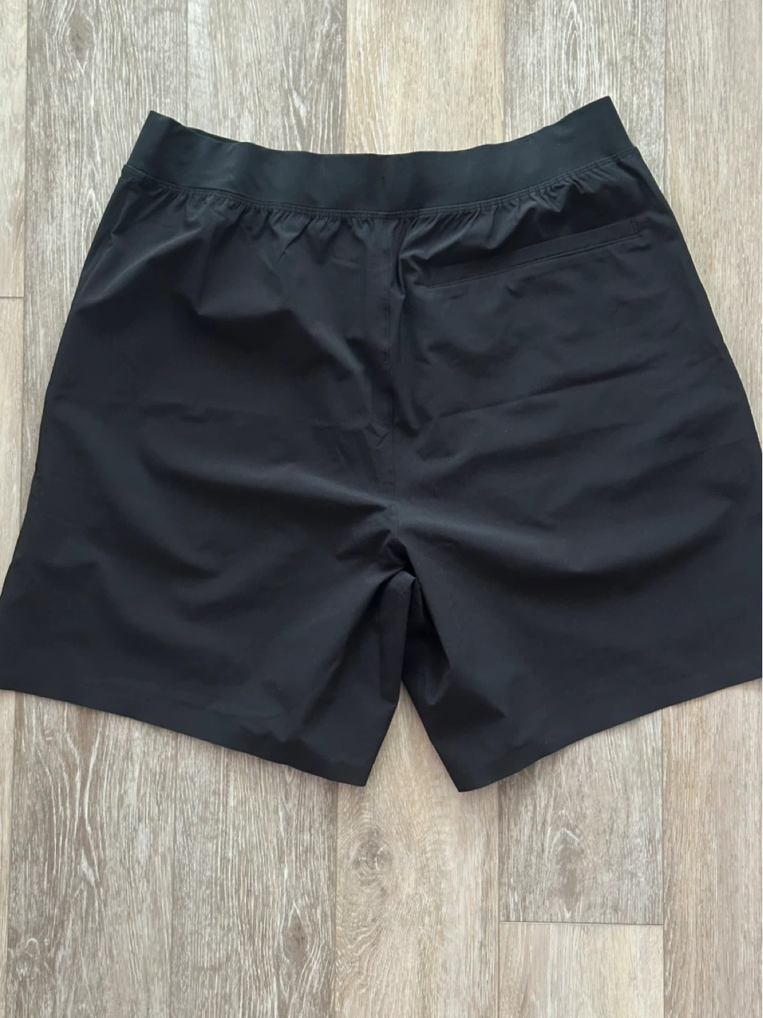 Alo Yoga Black Performance Shorts - photo 2