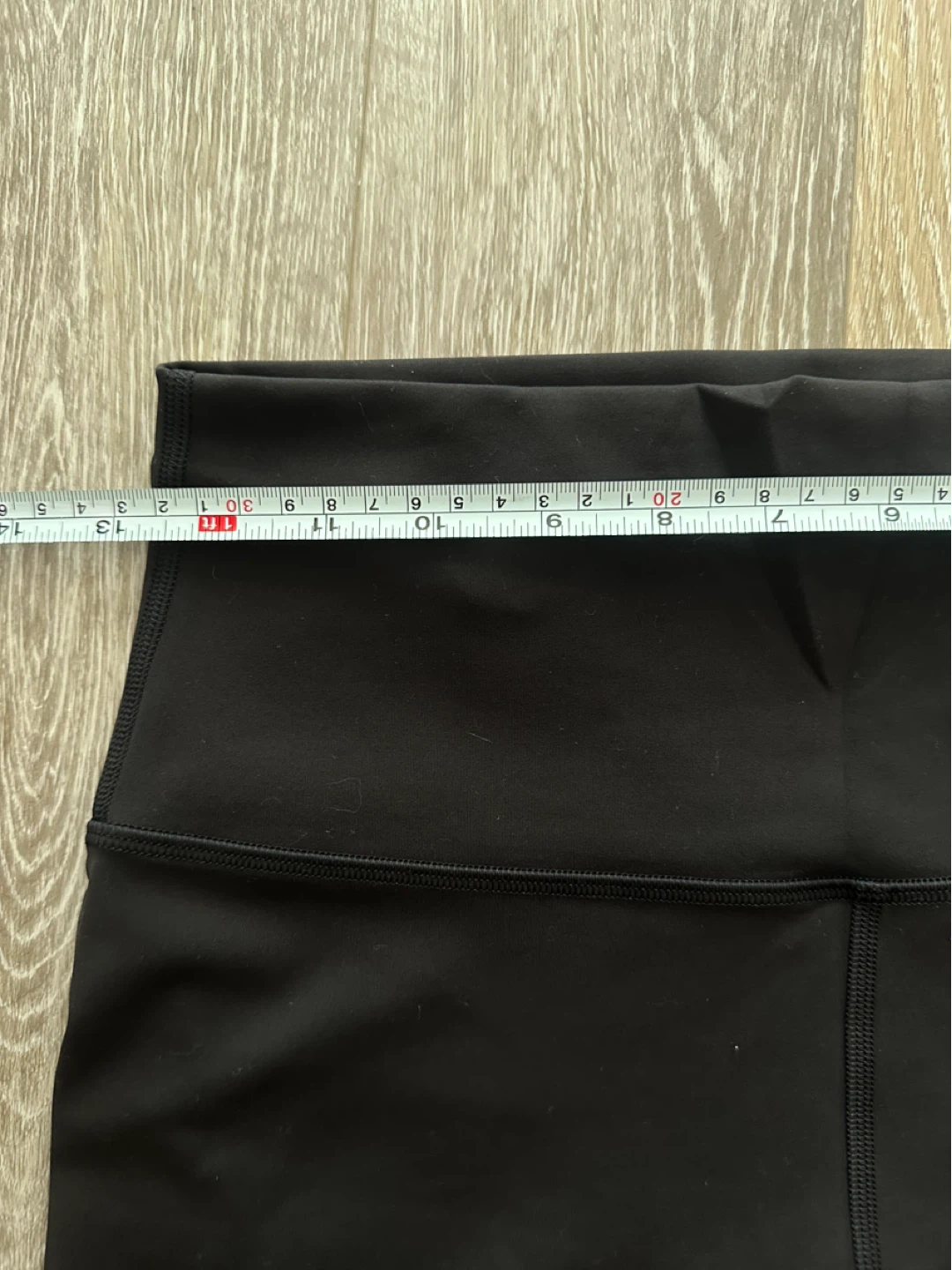 Lululemon Black Biker Shorts - photo 4