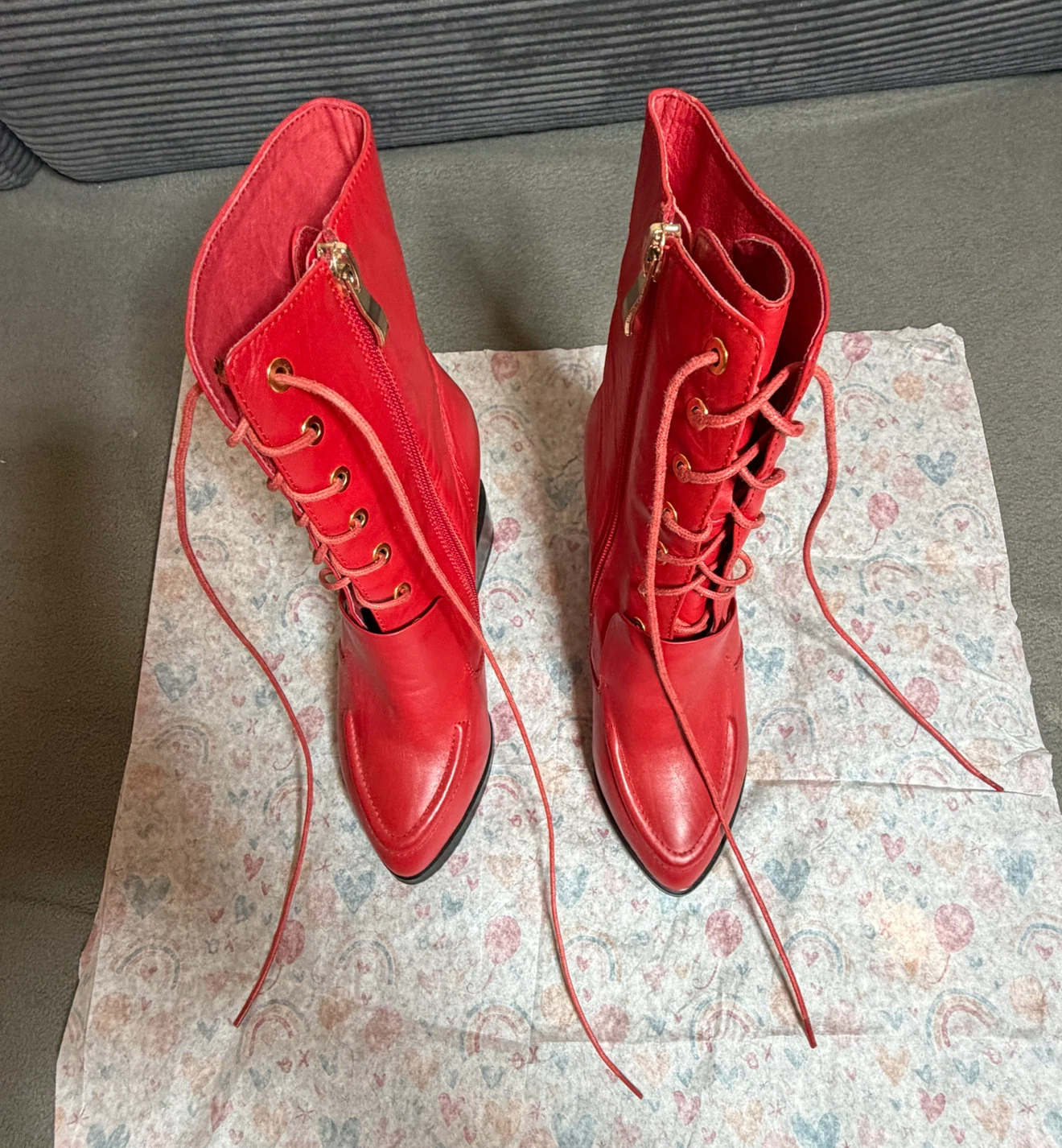 Versace Red Leather Medusa Boots – EU 35 / US 5 – Worn Once - photo 4
