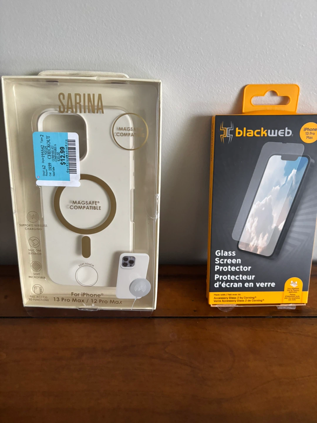 SARINA MagSafe Compatible  Blackweb Glass Screen Protector