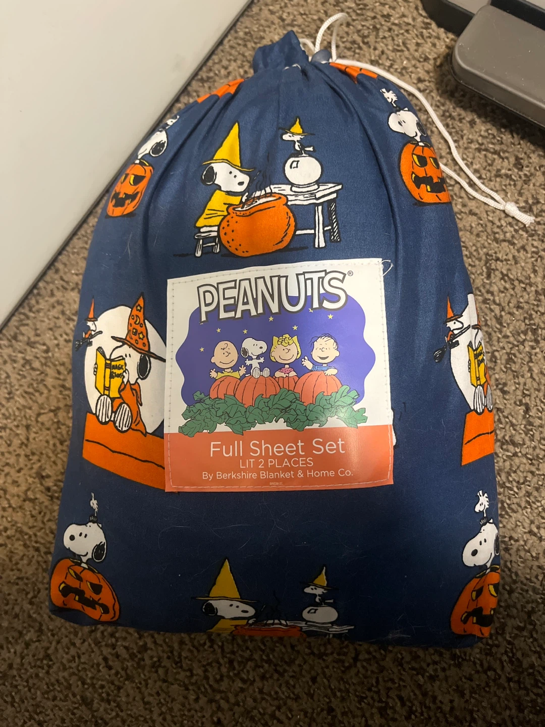 Peanuts Halloween Full Sheet Set