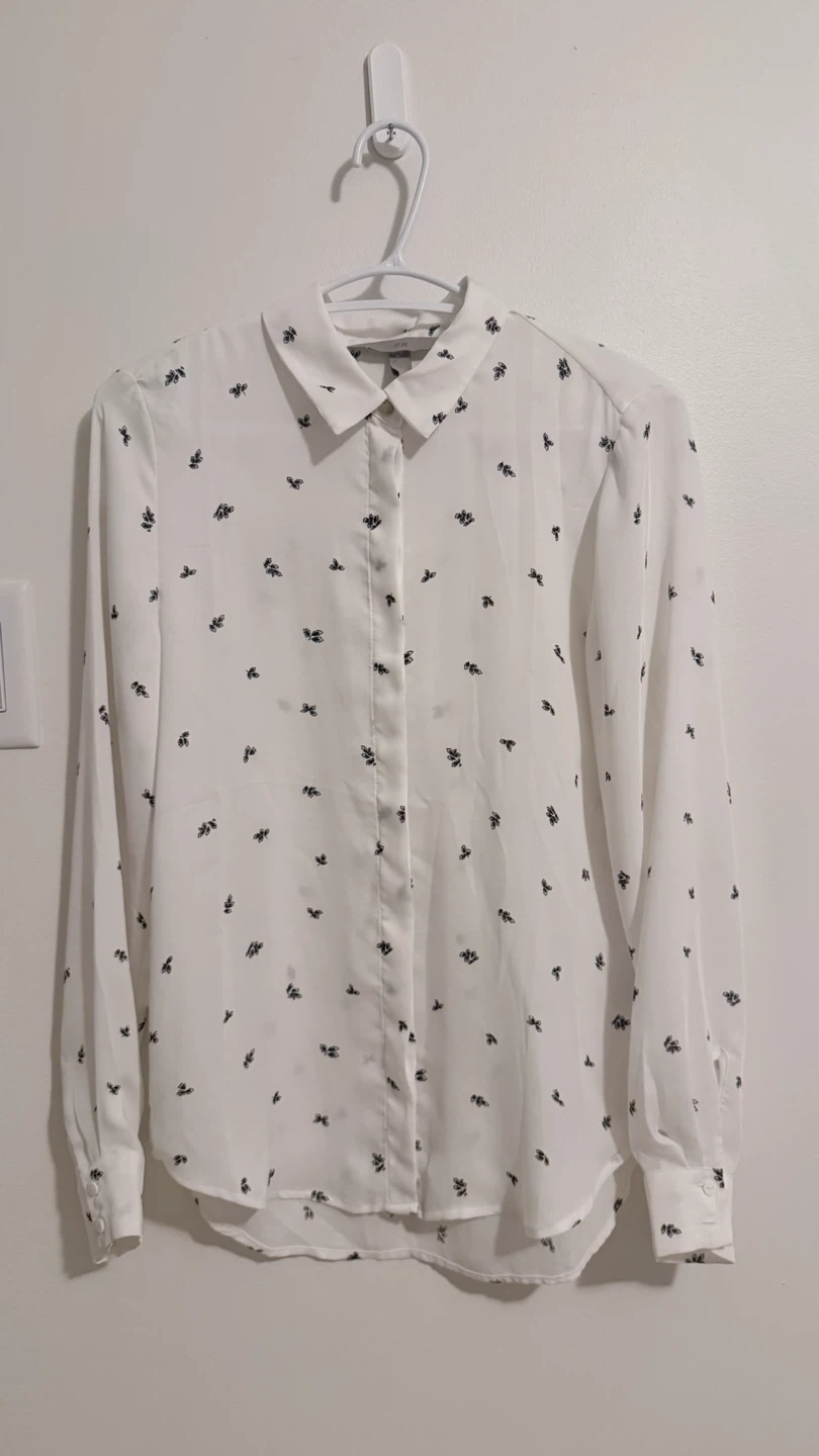 H&M White Floral Print Button-Up Shirt