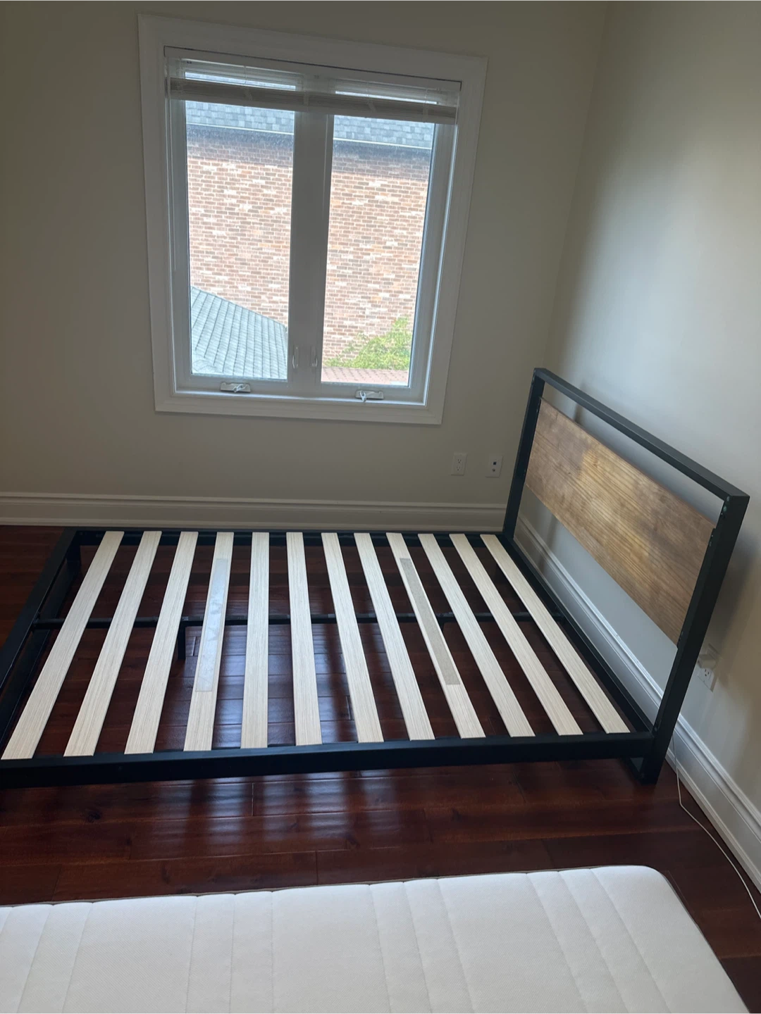 Full size Bed frame - photo 2