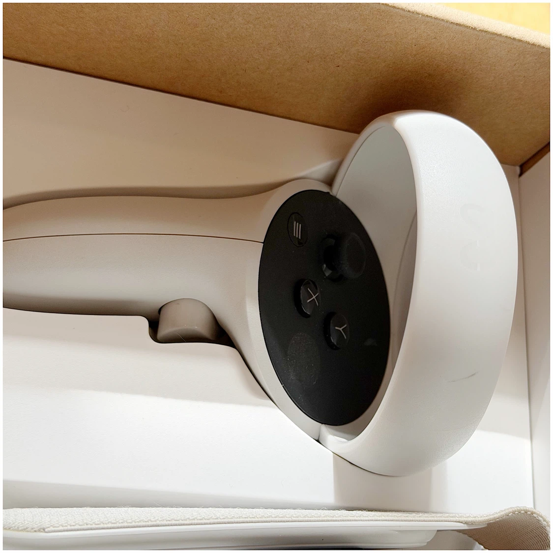 META QUEST 2 256GB ADVANCED ALL-IN-ONE VIRTUAL REALITY HEADSET - photo 4