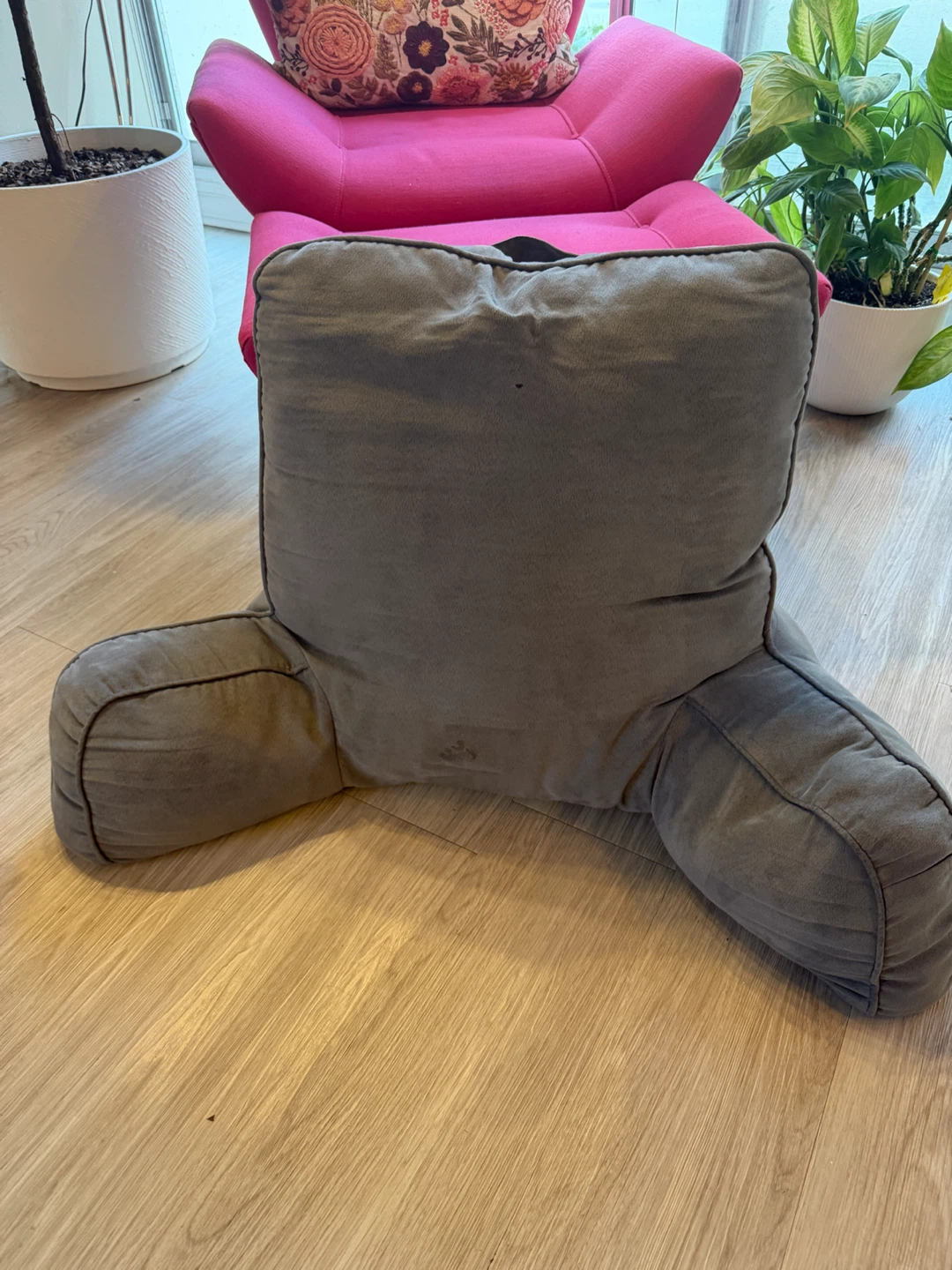 Grey Reading Pillow with Arms - photo 2