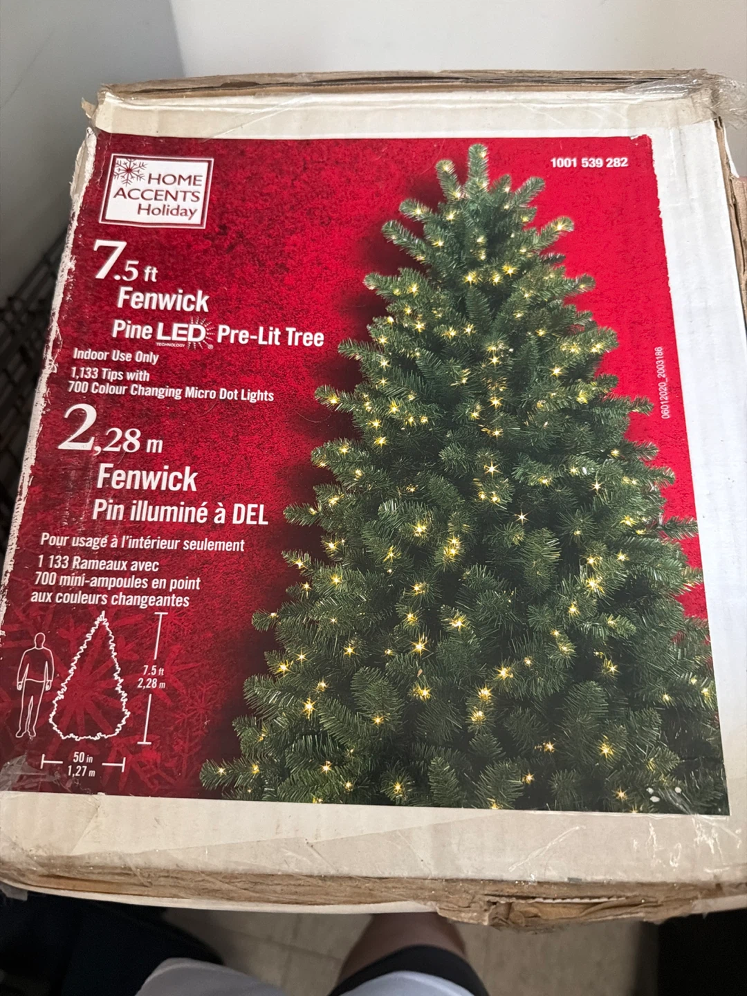 Home Accents Holiday 7.5ft Fenwick Pre-Lit Pine Tree