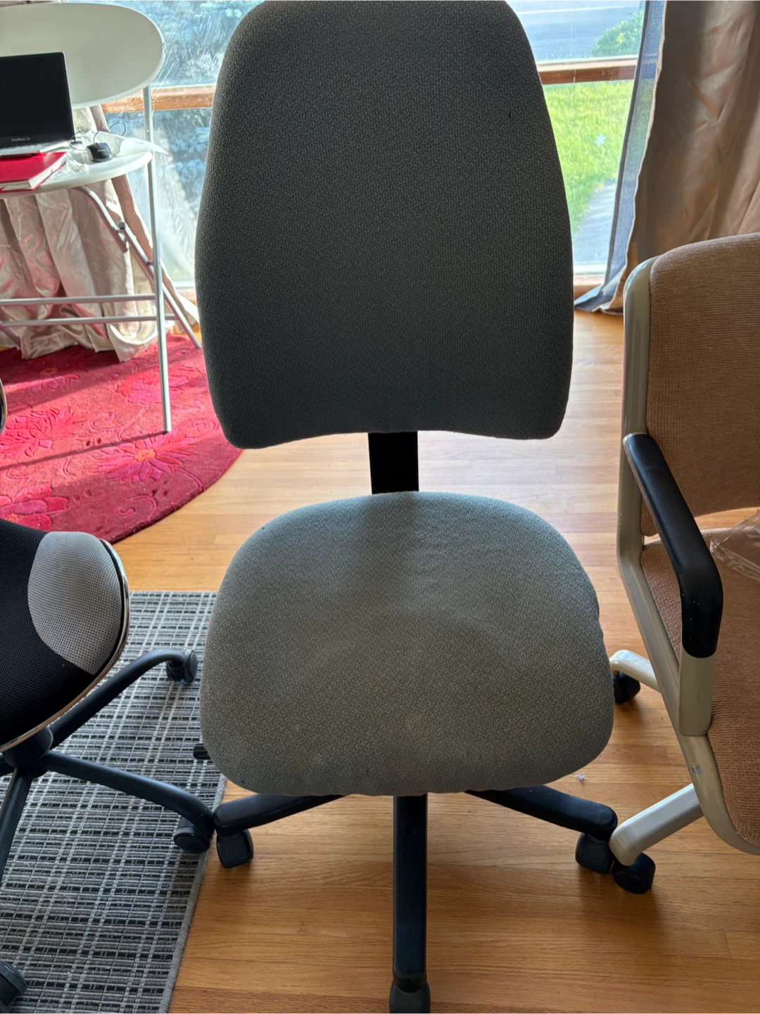 Office Chairs - photo 3